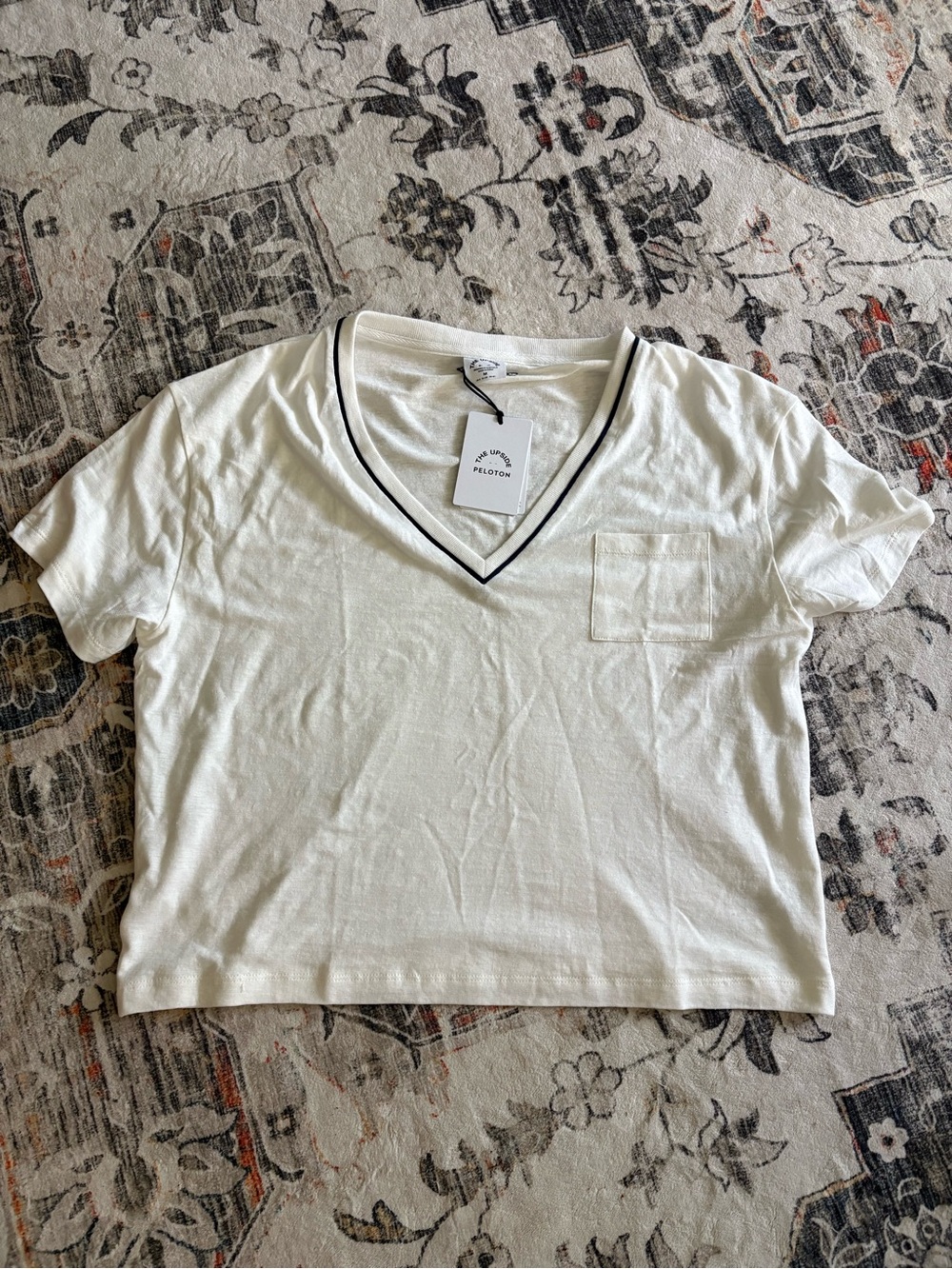 Peloton The Upside Cream Elina V Neck Tee size M NWT